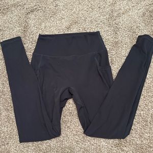 Rosa pocket legging. Small spirit - grey. Buffbunny